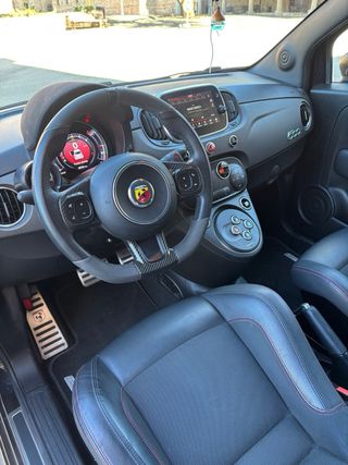 Abarth 595 2021