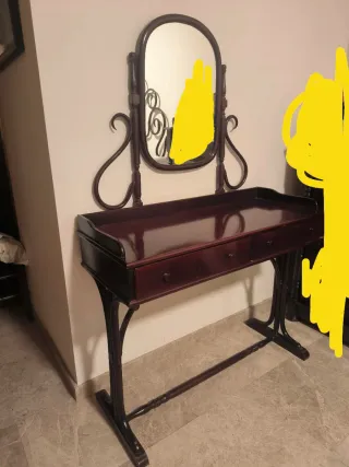 Cómoda tocador madera antigua curvada