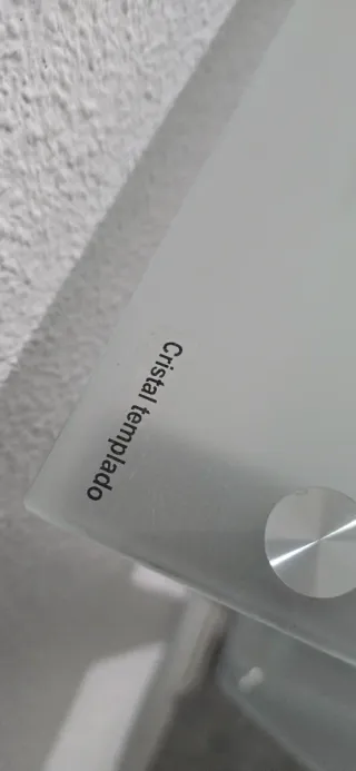 Mesa de estudio cristal y metal