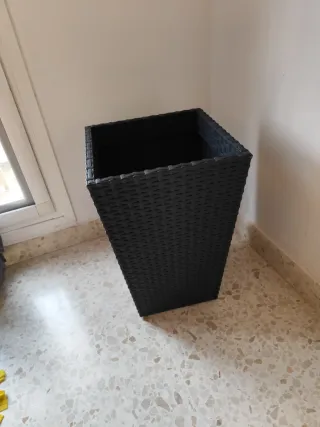 Paragüero negro plástico