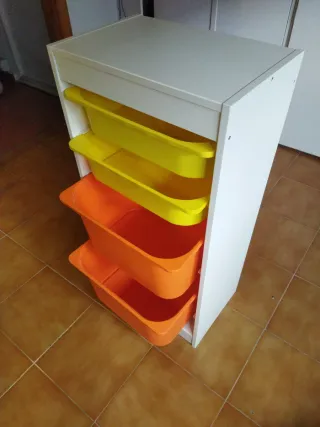 Mueble organizador TROFAST.