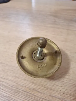 Pomo de puerta latón vintage