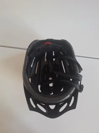 Casco Bicicleta Negro y Rojo Niño
