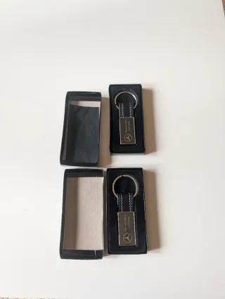 2 Llaveros Mercedes Benz