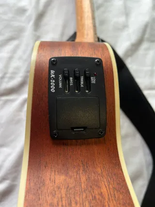 Ukelele Vangoa con funda