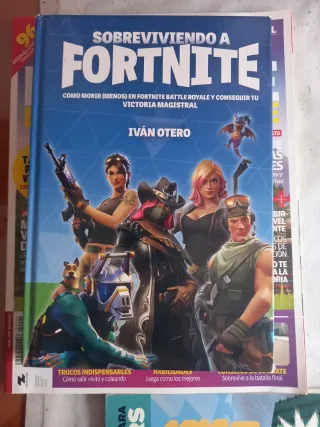 Libro Fortnite: Sobreviviendo a Fortnite