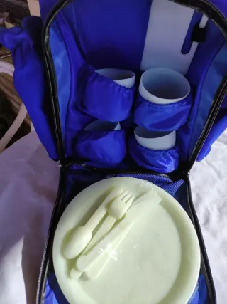 Mochila nevera azul nueva