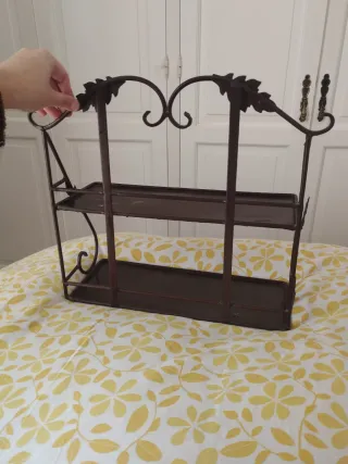 Scaffale decorativo in ferro