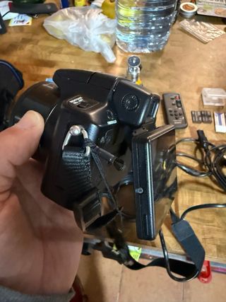 Cámara Sony Cybershot DSC-H50 Negra