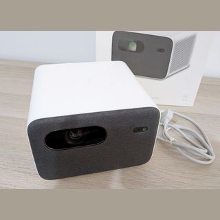 ROYECTOR MI SMART PROYECTOR 2 PRO (COMO NUEVO)