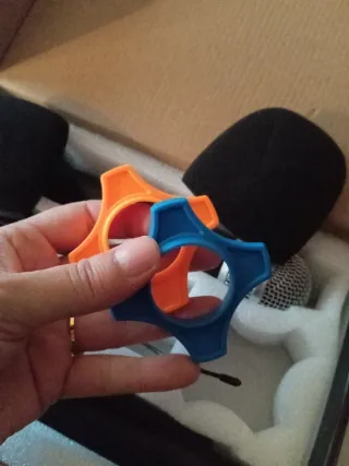 2 Micrófonos Inalámbricos con Accesorios