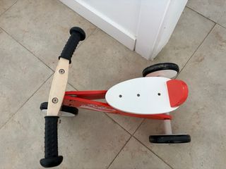 Triciclo de madera Janod sin pedales