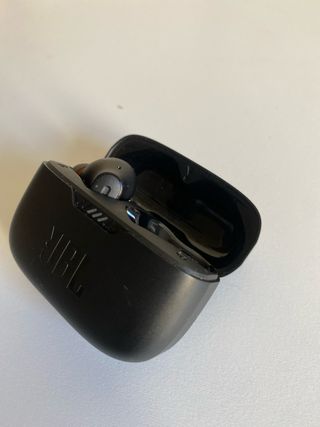 Auriculares JBL Negros