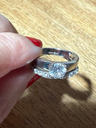 Ideal Anillo Solitario Swarovski.