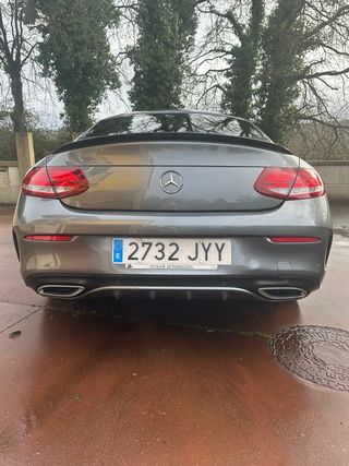 Mercedes-Benz Clase C Coupé 220d AMG Line | Automá