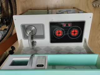 Cocina de juguete de madera