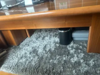 Mesa de despacho de madera