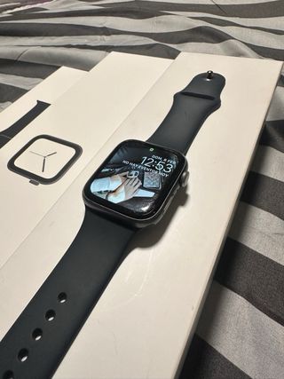 Apple Watch S4 44mm Space Gray