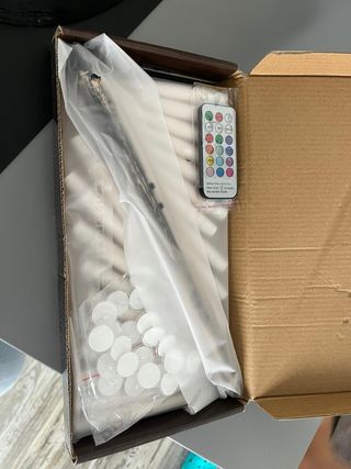 18 Velas LED Flotantes con Mando