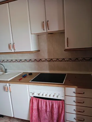 Muebles de cocina blancos