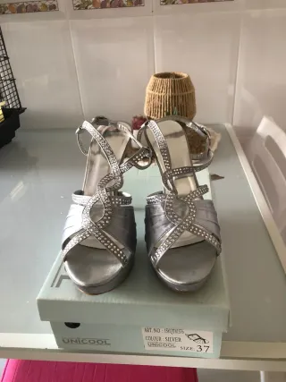 Sandalias Unicool Plataforma Talla 37