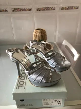 Sandalias Unicool Plataforma Talla 37