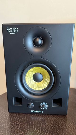 Pioneer DDJ-FLX4 + Hercules Monitor 5 + HDJ Cue1