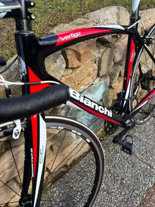 Bicicleta de carretera carbono Bianchi Vértigo
