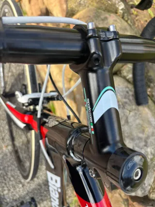 Bicicleta de carretera carbono Bianchi Vértigo