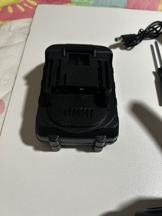 Mini Motosierra Batería 6 + Accesorios