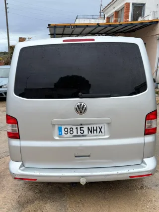 Volkswagen Transporter T5 2012