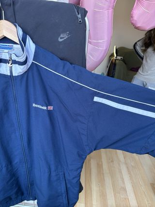 Giubbotto sportivo vintage Reebok blu e bianco