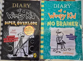 2 libros del Diario de Greg en inglés.