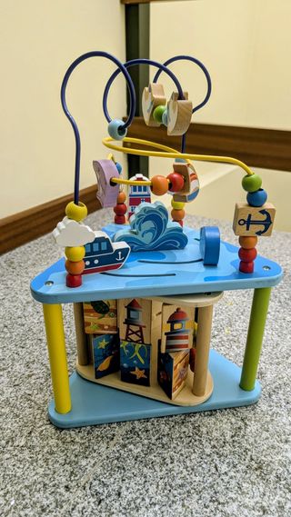 Juguete educativo de madera