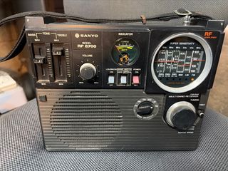 Radio Sanyo RP8700 Vintage Multifrecuencia