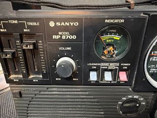 Radio Sanyo RP8700 Vintage Multifrecuencia