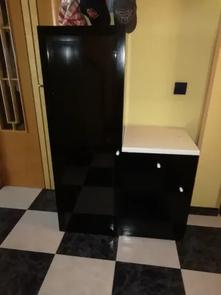 Conjunto Vitrina, estantería y Mueble Bajo