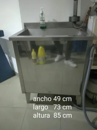 Mostrador y vitrinas expositoras tienda , cómodas,