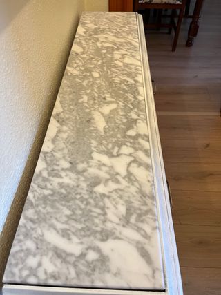 Cómoda/Tocador Estilo Luis XV con Mármol y 4 Cajon