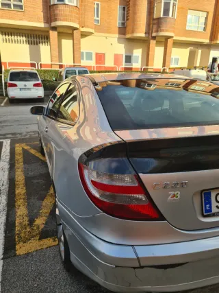 Mercedes-Benz Clase C 2007