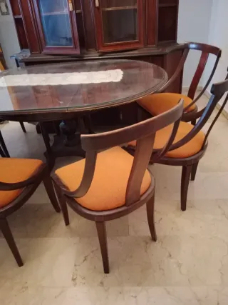 Mesa comedor redonda con 6 sillas