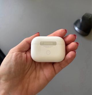Charging case iPhone Airpods Pro 2nd gen