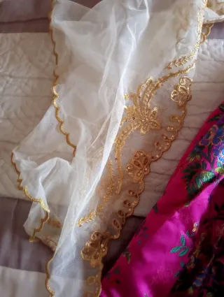 Traje alicantina para niña pequeña