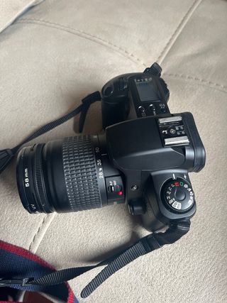 Cámara Canon EOS 500 N + Trípode