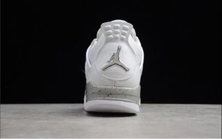 Jordan 4 Blanco Gris