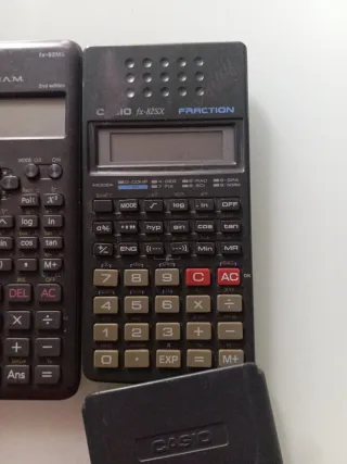 Calculadora Científica Casio fx-82MS