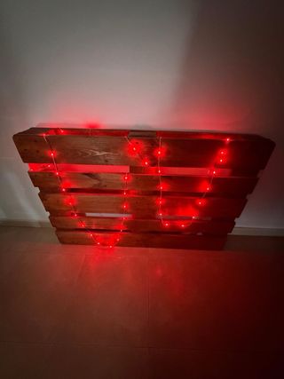 Palet de madera tratado y pintado