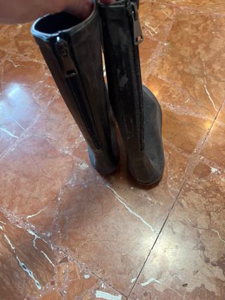 Botas media caña grises