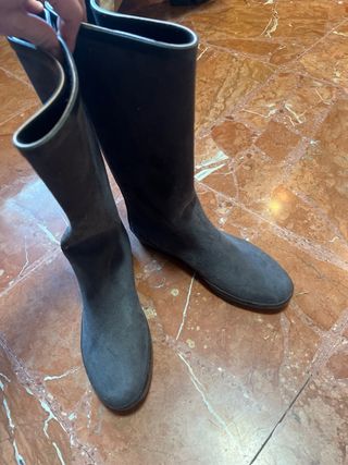 Botas media caña grises