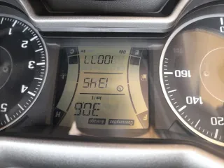 Yamaha Xmax 300 Scooter blanca y negra